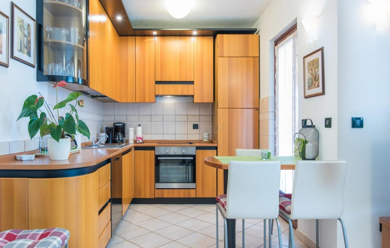 Apartment Roberto Punta Porec Exterior photo